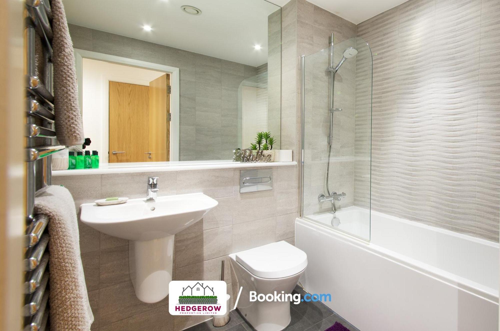 Premium Deals On Modern 2 -Bed 2-Bath Central City 122 High Street Flat For Movers & Pros By Hedgerow Manchester Ngoại thất bức ảnh